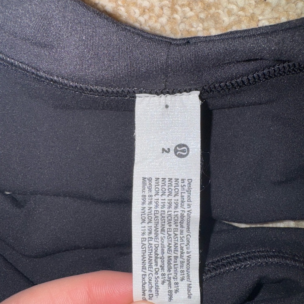 Black brand new Lululemon bra size 2 women - Picture 4 of 9